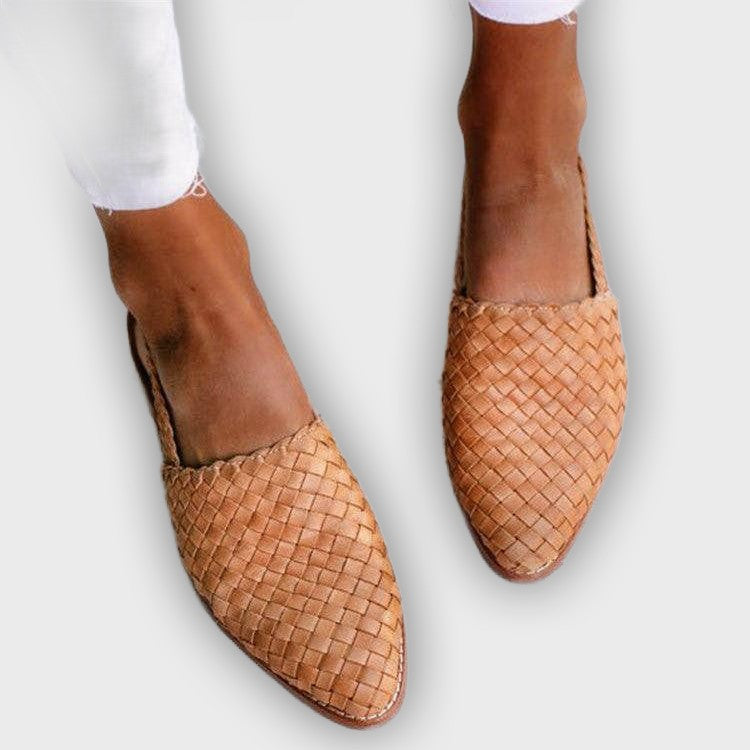 Alice - Timeless Handcrafted Moccasins | Elegant Comfort & Style