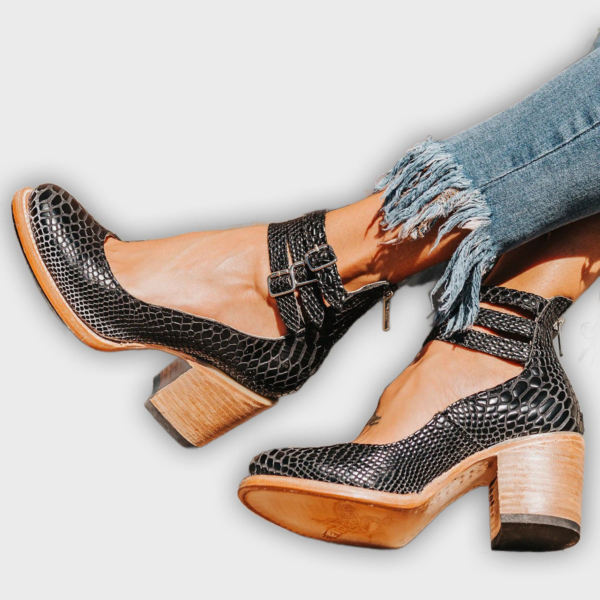 Ever - Women’s Round Toe Chunky Heels | Stylish Comfort for Every Occasion