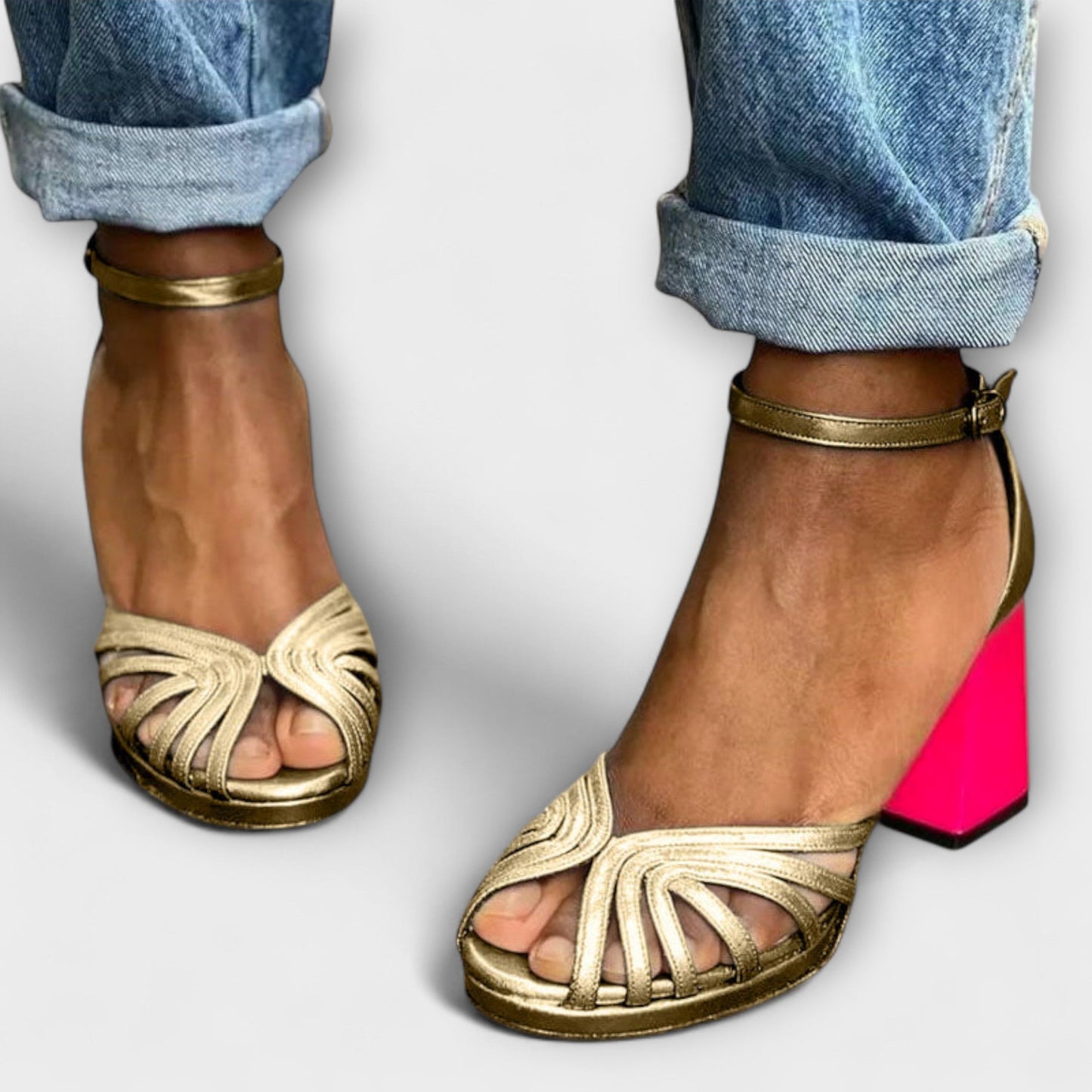 Milviana – Where Gold Meets Pink Glamour